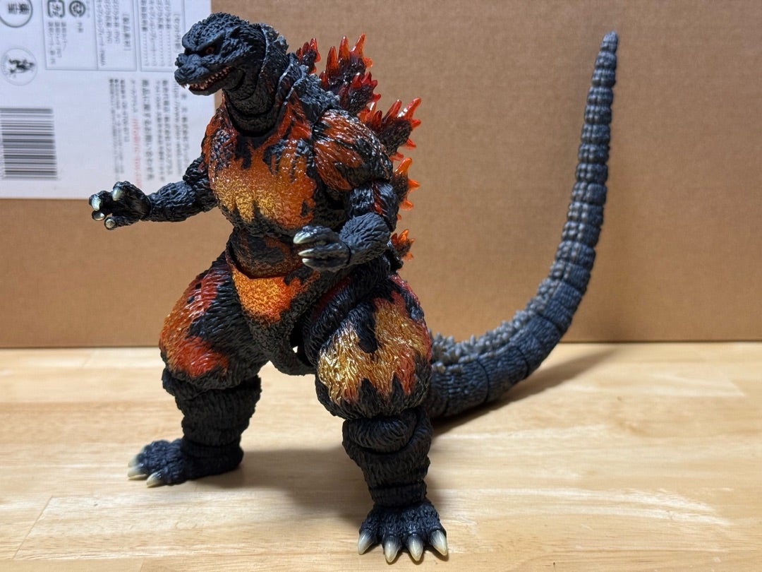 S.H.モンスターアーツ ゴジラ1995 70周年特別記念Ver. | 怪獣玩具に