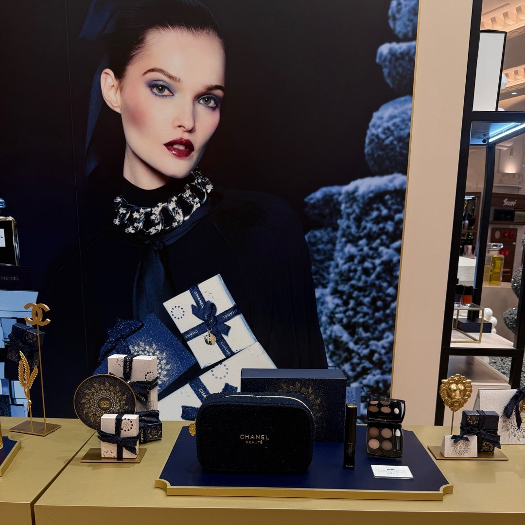 CHANELホリデー限定イベントノベルティポーチ2025シャネルの星空