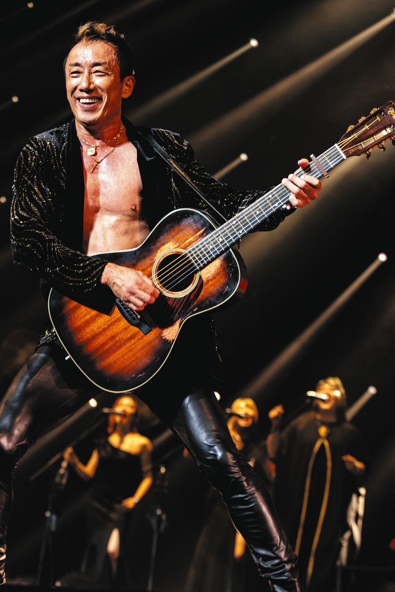 長渕剛、21年ぶり故郷・桜島でコンサート！ 2025年10月、歌の力で