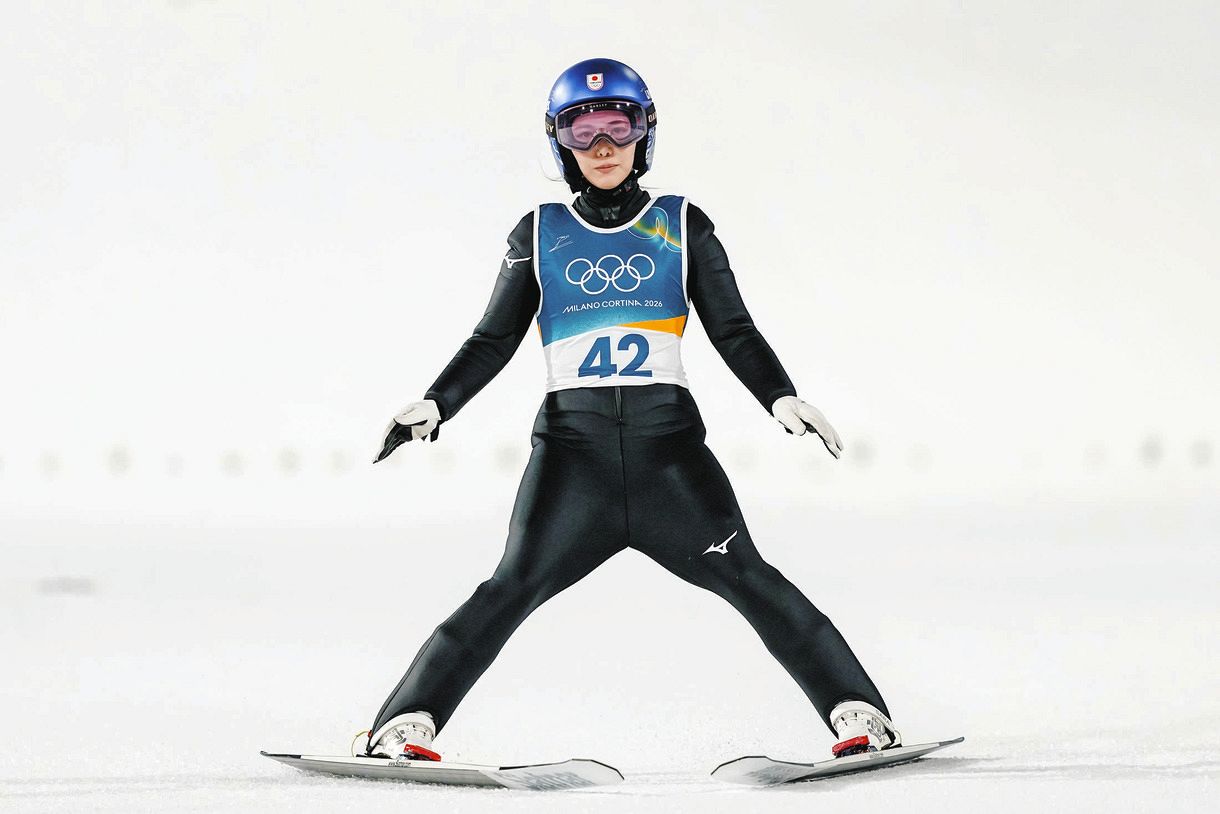 高梨沙羅、個人ラージヒルはメダルならず、1本目は17位と沈み2本目でも