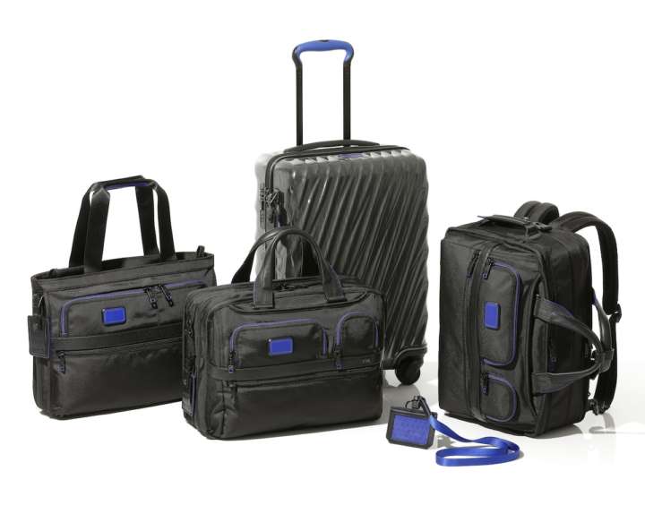 旅にブルーがよく映える！ANA×TUMIのコラボアイテム5選 | GoodsPress