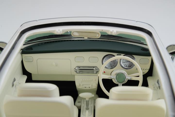 これは絶妙に懐かしい！日産フィガロがミニカーで蘇るぞ