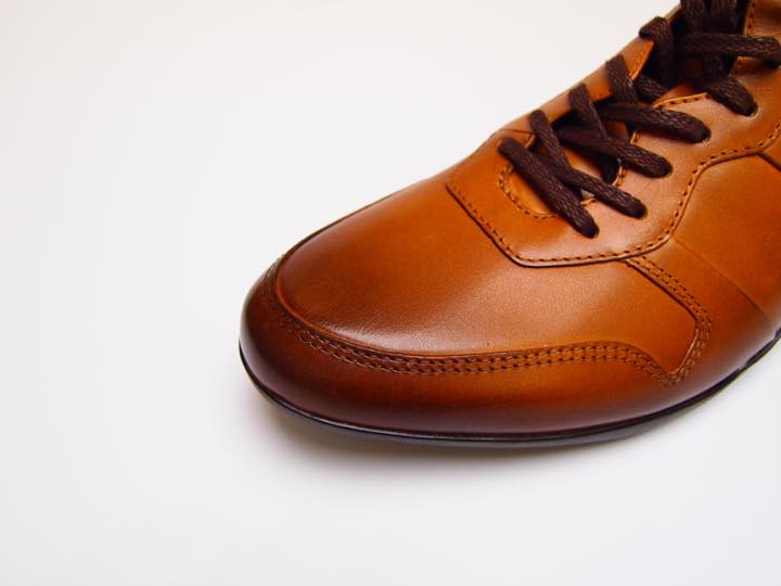 スポーツシューズ並の履き心地！これぞ仕事の相棒です | GoodsPress