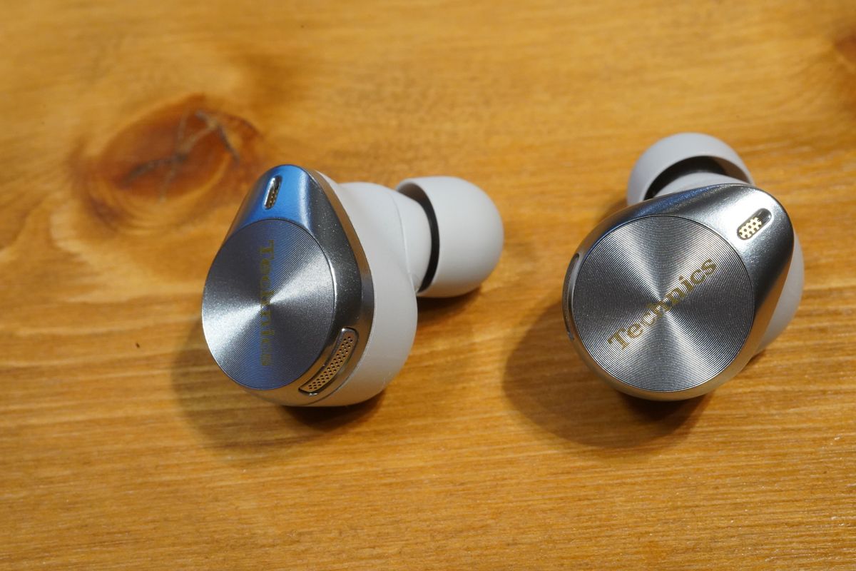 2023年完全ワイヤレスイヤホン最強候補、テクニクス「EAH-AZ80