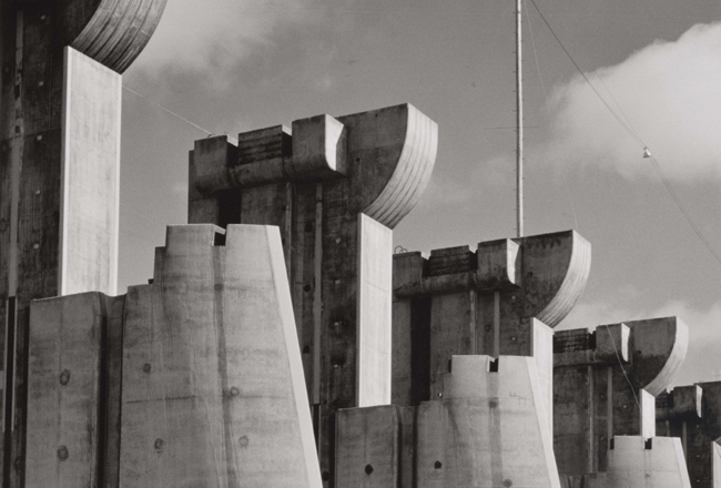 ライフ』創刊号の表紙を飾ったフォトジャーナリスト、 マーガレット