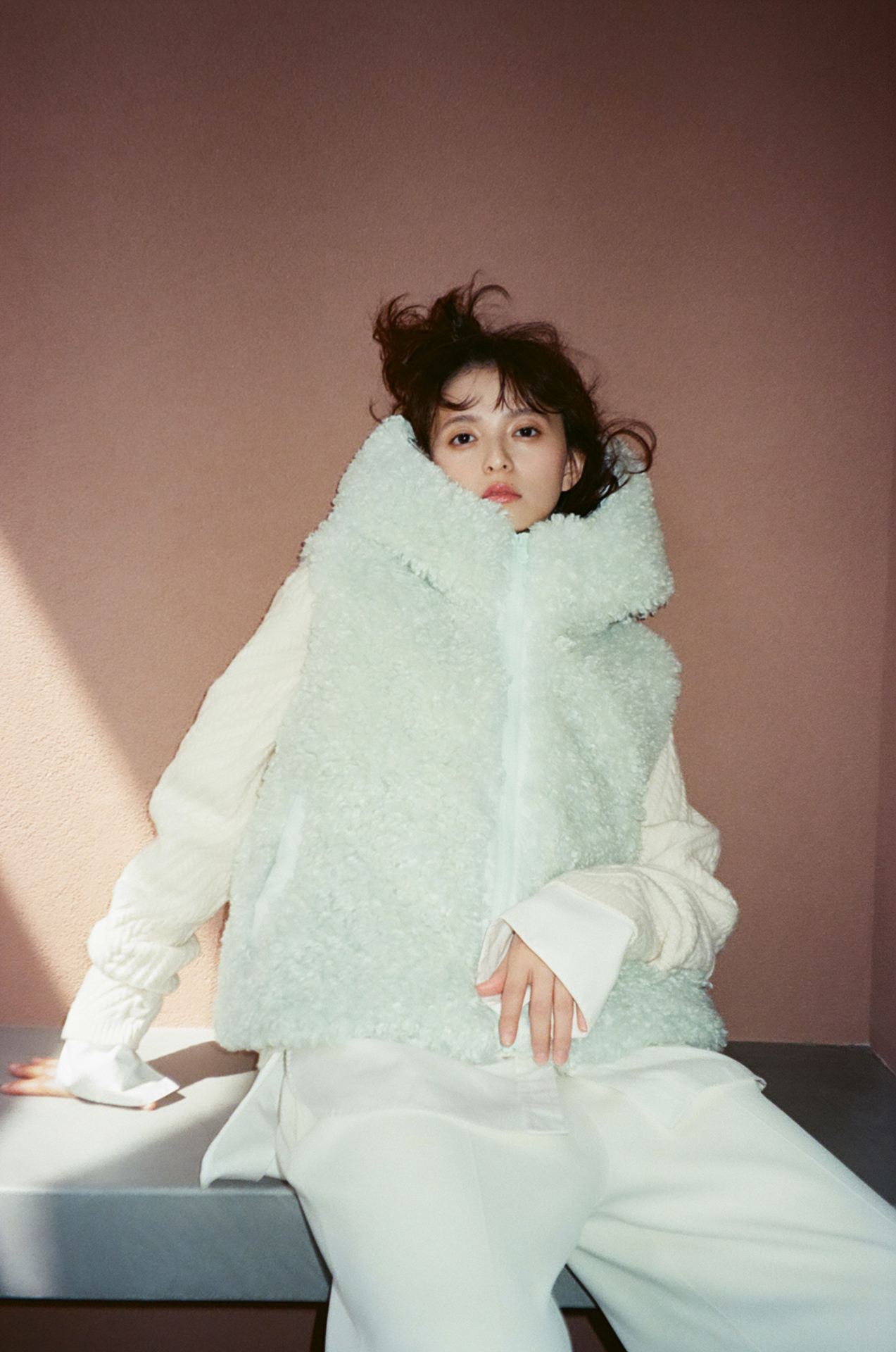 記憶に残る、未来に残す。齋藤飛鳥が着るセーブ・ザ・ダックのアウター