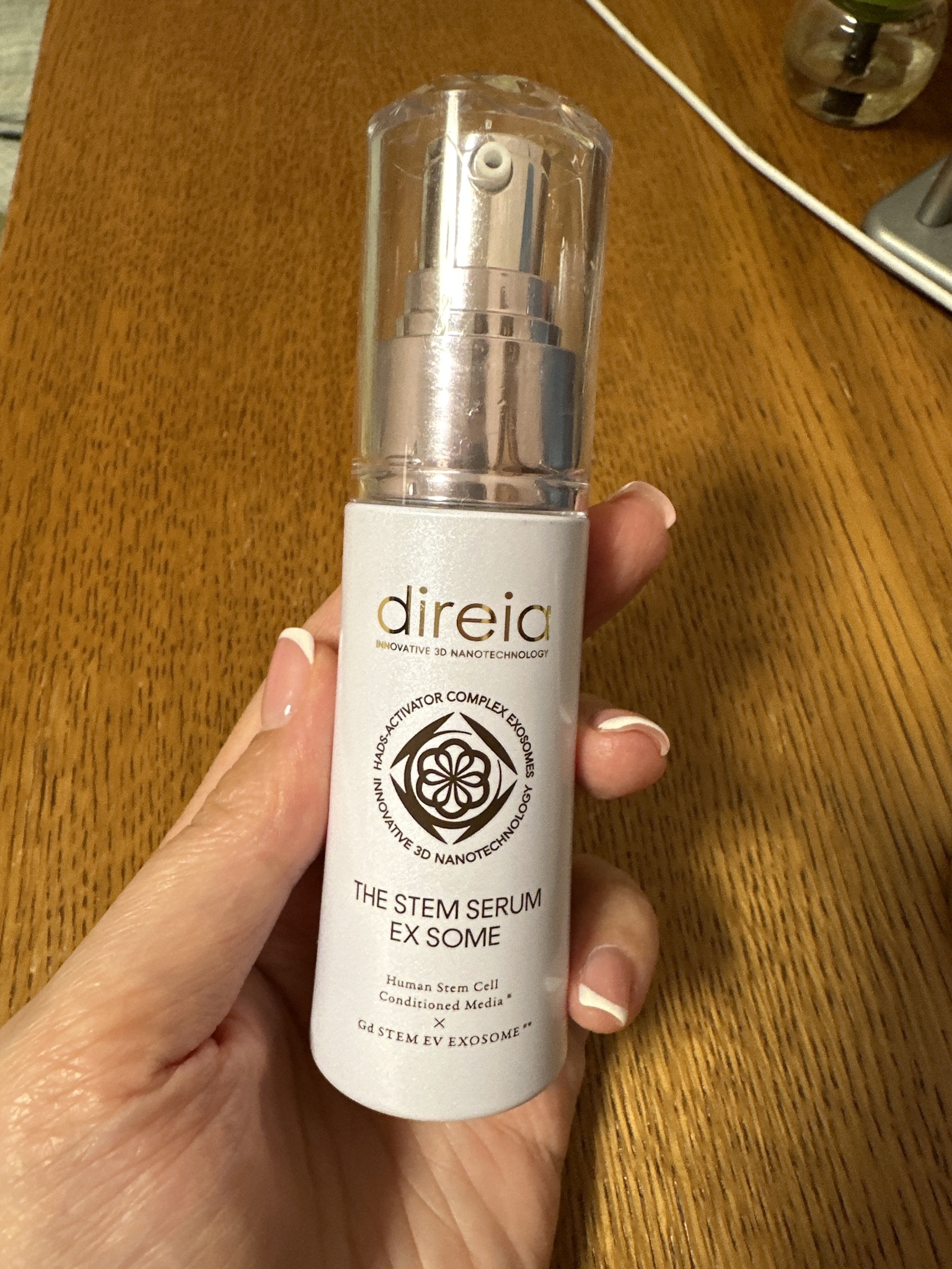 Омолаживающая сыворотка с экзосомами и NMN Direia The Stem Serum