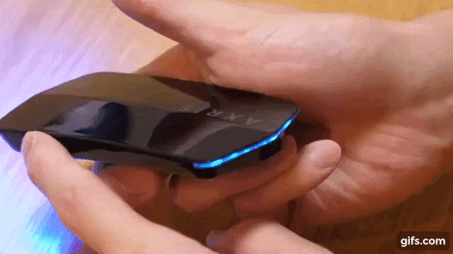 自宅で本格エステ】メンズ美顔器と相性バツグンの専用ジェルが新登場