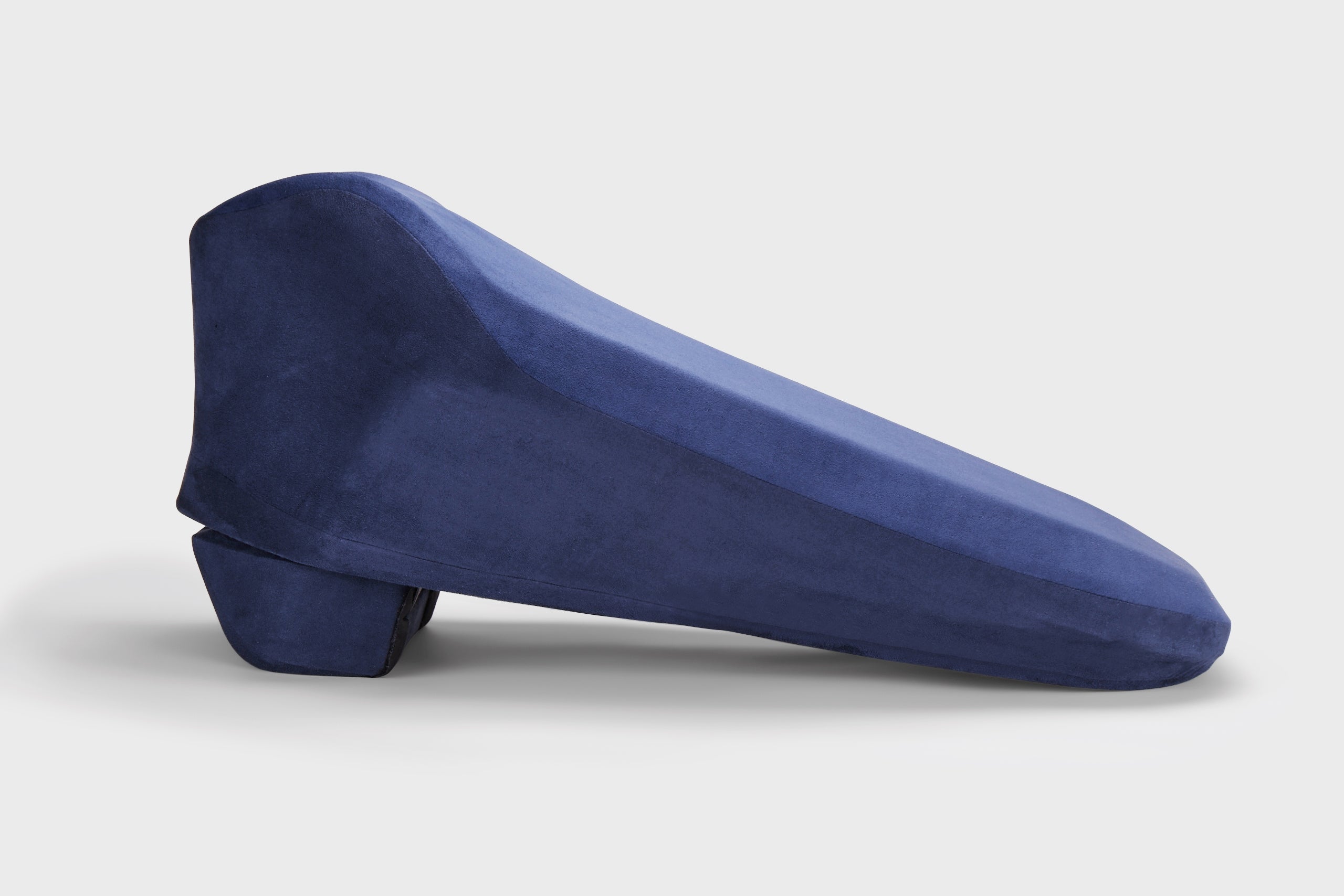 快適うつぶせ体験！身体にぴったりフィットする人間工学に基づいた