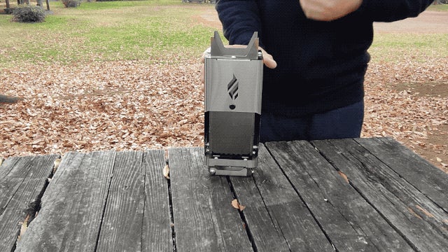 二重構造で燃焼効率バツグン！高火力で煙・灰が少ない「6 秒」設置