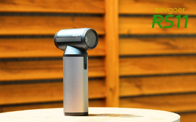 Makuake｜圧倒的パワーでゴミも水滴も一撃で吹き飛ばす！LED搭載ハイ