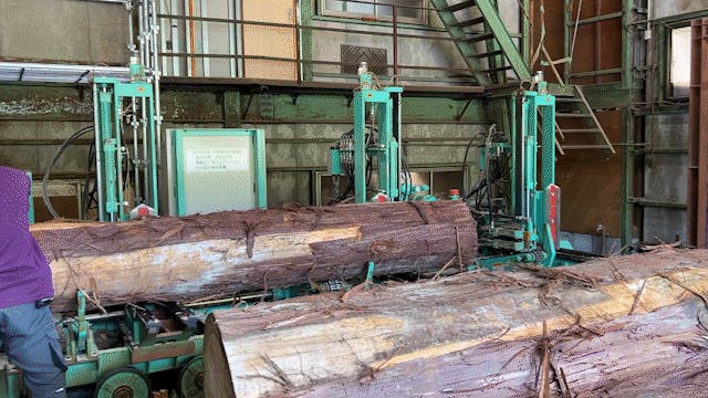 先行販売・限定100台】岐阜県産ひのき香る、職人仕上げの癒し暖房で