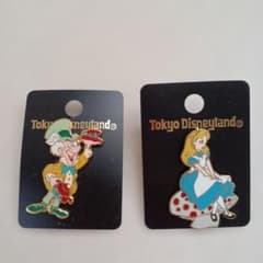 ディズニーピンバッジ マッドハッター 不思議の国のアリス 2個セット