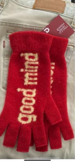 tae1022様専用☆donttellanyone☆新品☆wool gloves - メルカリ