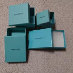 空箱のみ Tiffany & Co. ジュエリーケース 4個セット - メルカリ