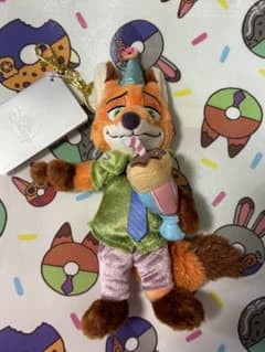 ディズニーストア ズートピア ニック ぬいぐるみキーホルダー 10周年