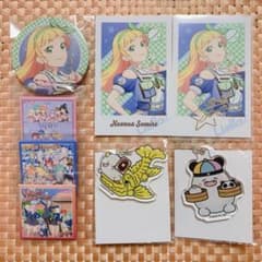 1ラブライブ Liella 7th ガシャ ガチャ 平安名すみれ 缶バッジ 靴紐