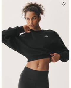 alo クロップド Accolade クルーネック トレーナー Sサイズ - メルカリ