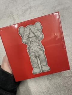 KAWS SPACE ジグソーパズル 103ピース 2021 - メルカリ