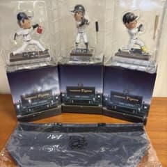 阪神タイガース ボブルヘッド 2025 3体セット 佐藤選手 森下選手 才木