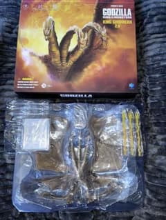 HIYATOYS キングギドラ(2019)アクションフィギュアVer.2.0 - メルカリ