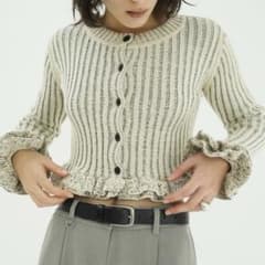 clane W FACE SHORT FRILLED KNIT TOPS - メルカリ