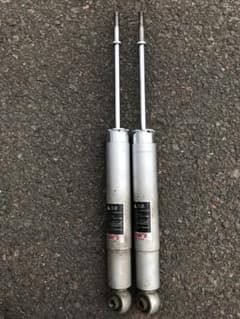 20アルファード ヴェルファイア 50エスティマ トムス リアショック