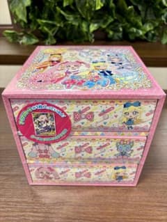 ひみつのアイプリ お菓子入り3段ボックス カード お菓子入り - メルカリ