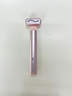 QueenToxクイーントックス美顔器MeMeLIFT - メルカリ