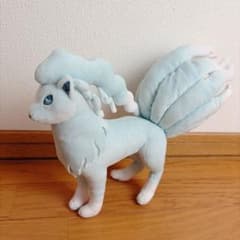 最安値☆ ポケモンセンター限定 アローラキュウコン ぬいぐるみ - メルカリ