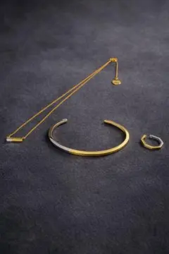 2026年最新】soireeo バングルの人気アイテム - メルカリ