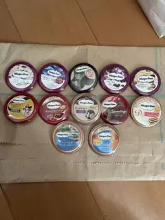 2026年最新】ハーゲンダッツ 缶バッチの人気アイテム - メルカリ