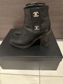 2026年最新】chanel ターンロック ブーツの人気アイテム - メルカリ