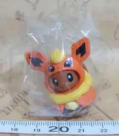 2026年最新】イーブイ ポンチョ ブースターの人気アイテム - メルカリ