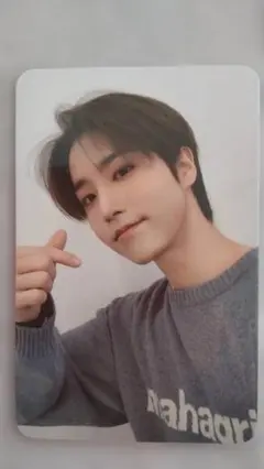 2026年最新】mahagrid straykidsの人気アイテム - メルカリ