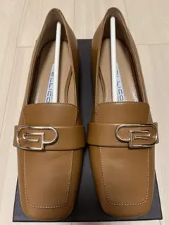 2026年最新】PELLICO ローファー・革靴の人気アイテム - メルカリ