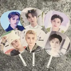 2026年最新】straykids フィリックス うちわの人気アイテム - メルカリ