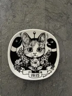 2026年最新】イヤープレート ヒグチユウコの人気アイテム - メルカリ