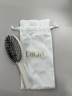 2026年最新】Christian Dior ヘアブラシの人気アイテム - メルカリ