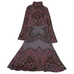 2026年最新】エトロワンピースの人気アイテム - メルカリ