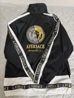 2026年最新】VERSACE カラー：ブラック系 ナイロンジャケットの人気