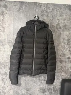 2026年最新】PRADA ダウンジャケットの人気アイテム - メルカリ