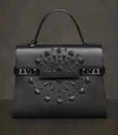 2026年最新】delvaux タンペートgmの人気アイテム - メルカリ