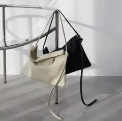 2026年最新】la peau de gem. バッグの人気アイテム - メルカリ