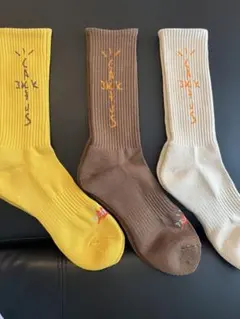 2026年最新】TRAVIS SCOTT ソックスの人気アイテム - メルカリ