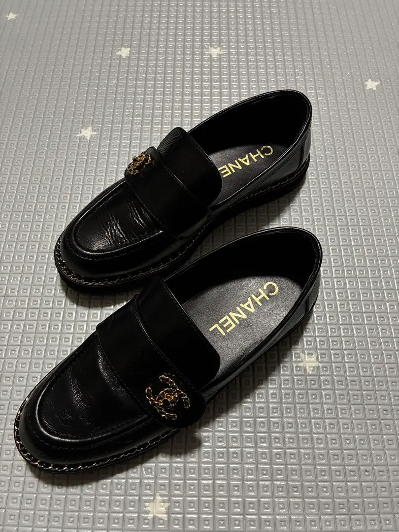 2026年最新】シャネル ローファー ターンロックの人気アイテム - メルカリ