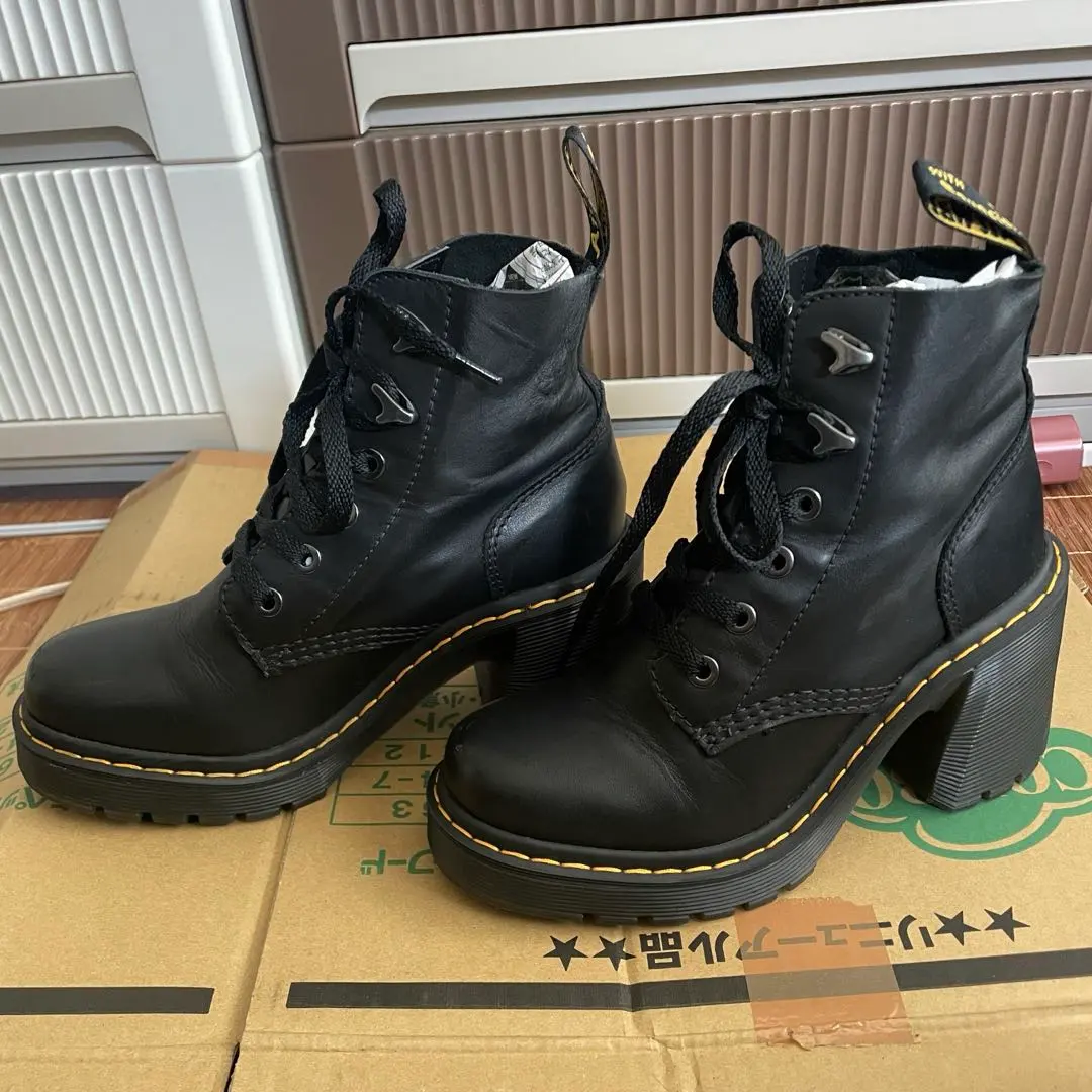 2026年最新】ドクターマーチンJESYの人気アイテム - メルカリ