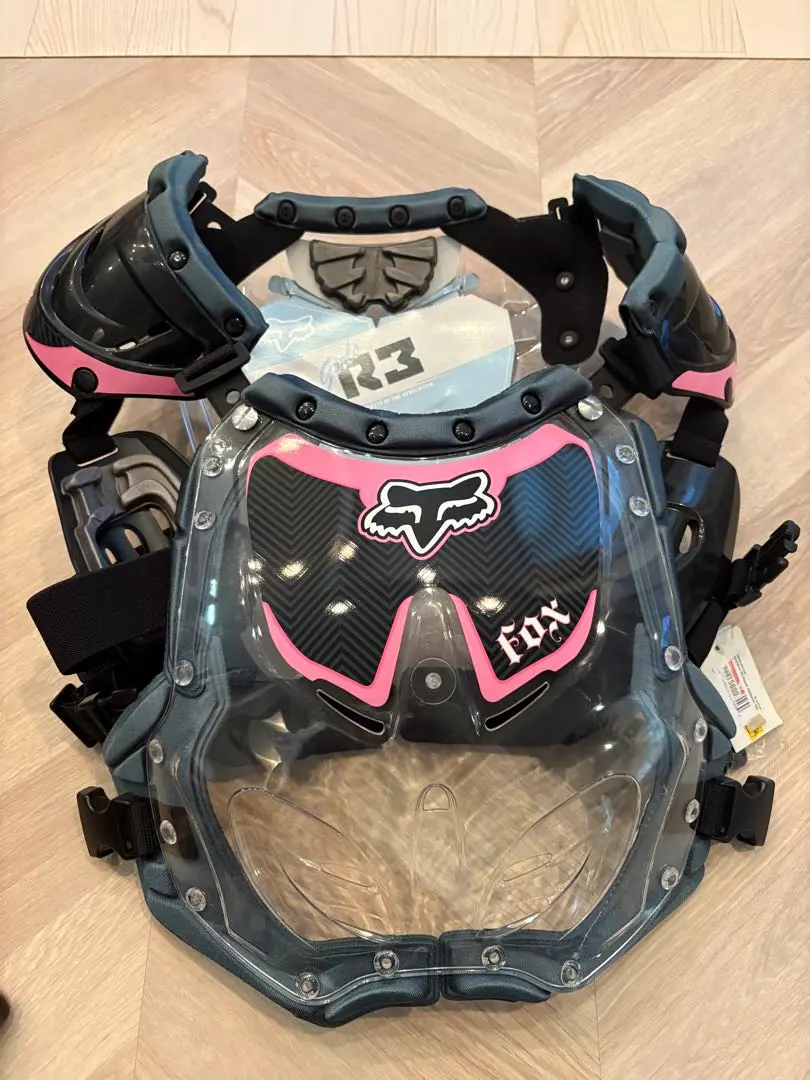 2026年最新】FOX R3ルーストデフレクターの人気アイテム - メルカリ