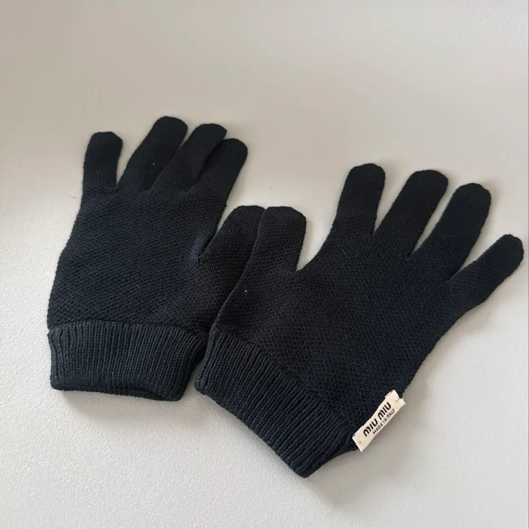 2026年最新】MIU MIU 手袋・アームカバーの人気アイテム - メルカリ