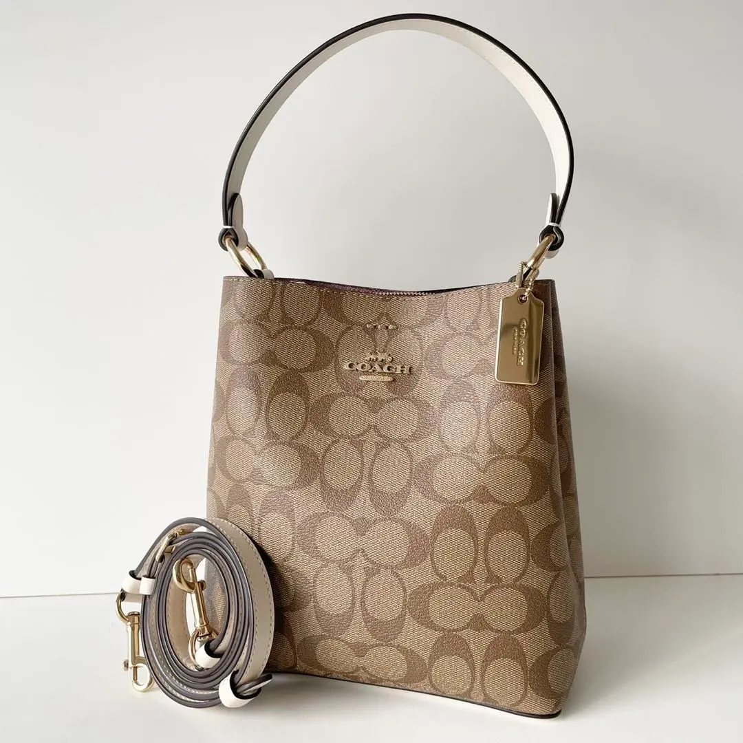 2026年最新】タウンバケット coachの人気アイテム - メルカリ